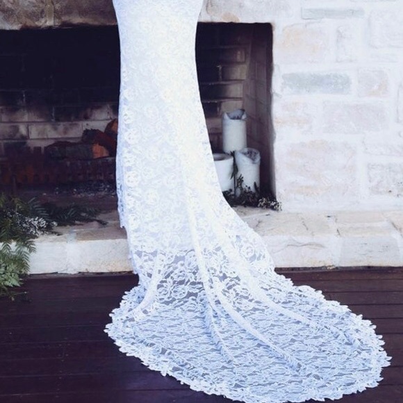 Grace Loves Lace Wedding Dress - Picture 13 of 16